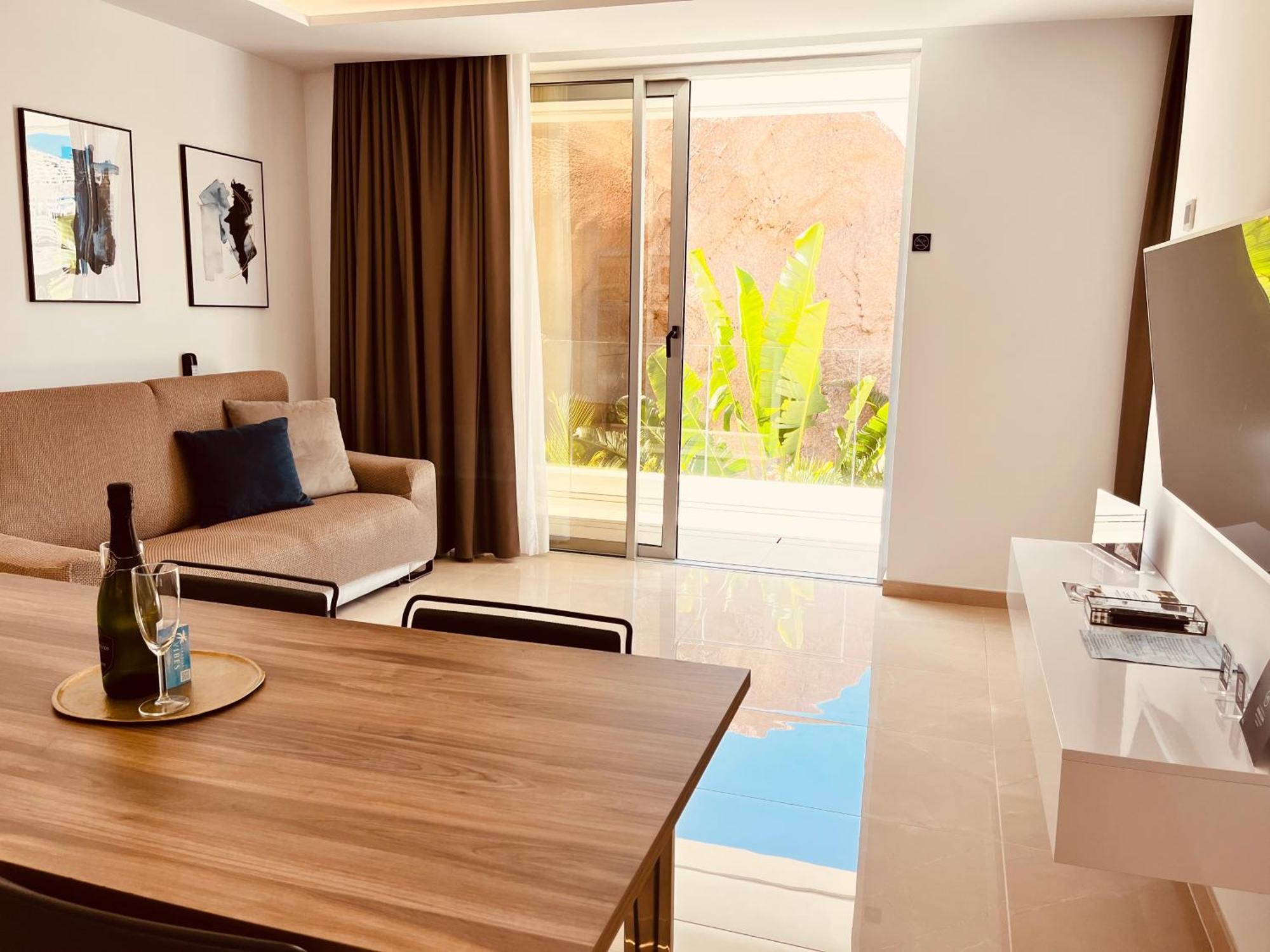 Grand Horizon Luxury Boutique Apartments Puerto Rico  Habitación foto